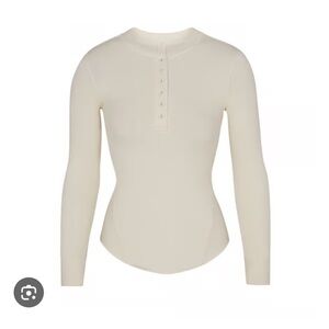 Skims LONG SLEEVE CROP HENLEY Bone Size Small